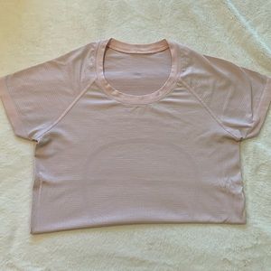 Lululemon swiftly tech